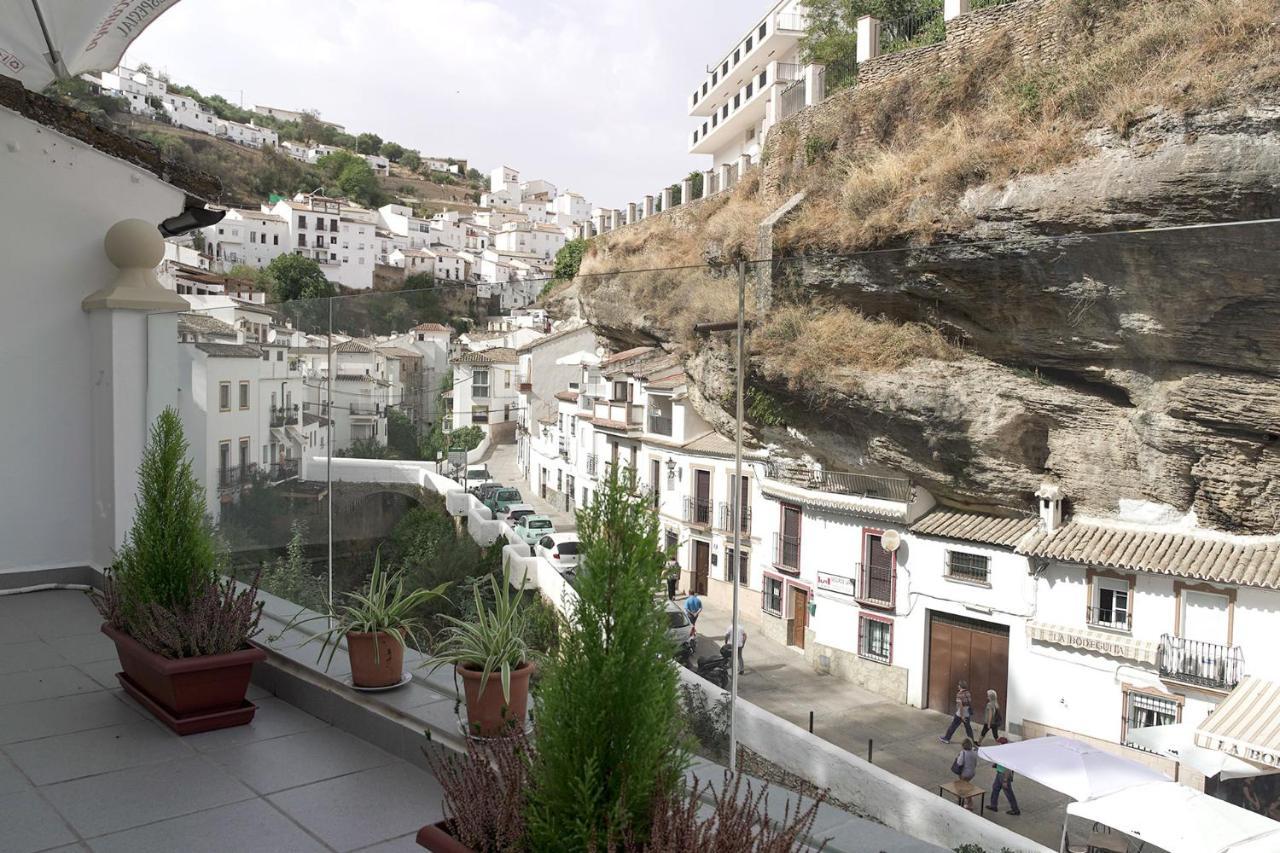 Casa Rural Las Cuevas De Setenil Setenil De Las Bodegas Exterior foto