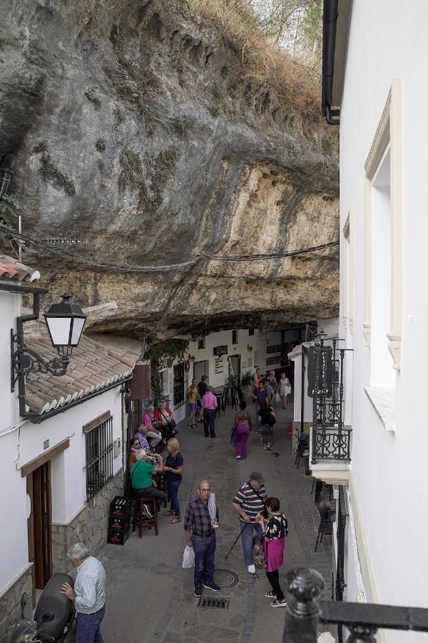 Casa Rural Las Cuevas De Setenil Setenil De Las Bodegas Exterior foto