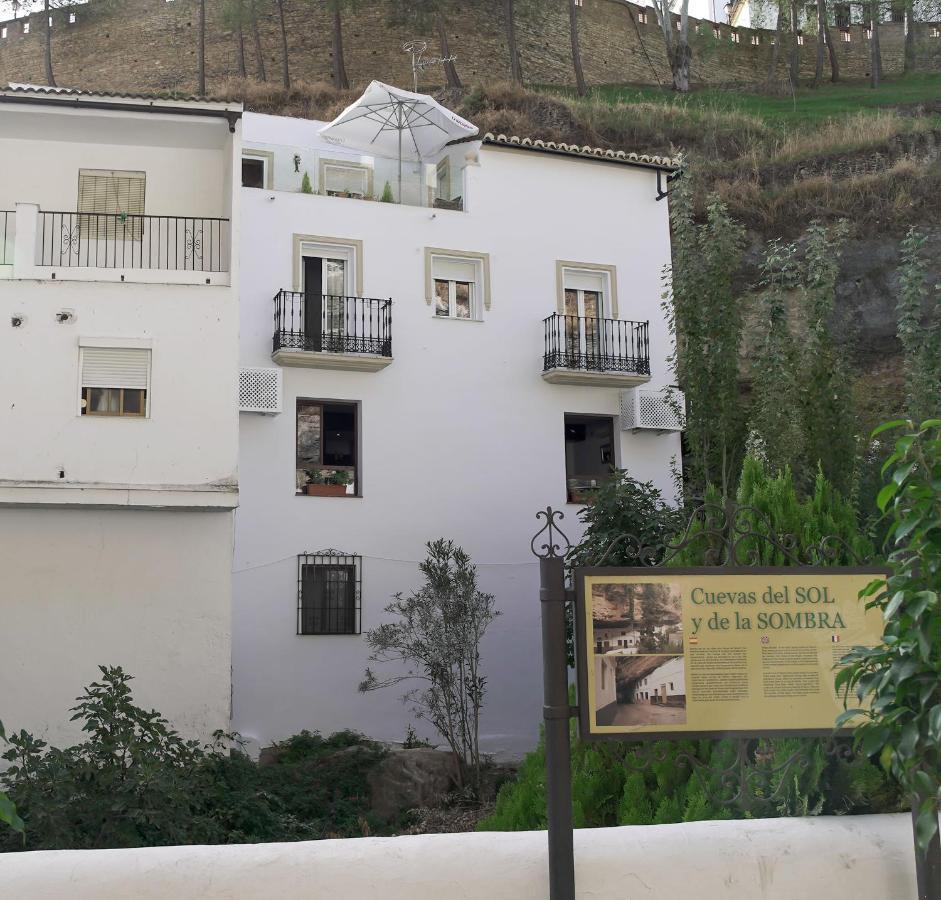 Casa Rural Las Cuevas De Setenil Setenil De Las Bodegas Exterior foto